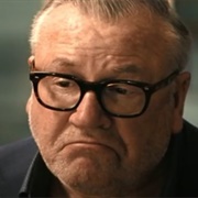 Ray Winstone (English)