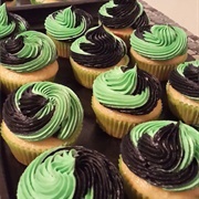 Black Green Cupcake