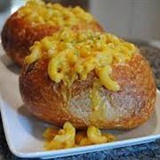 Mac and Cheese Bread Bowl