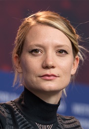 Mia Wasikowska (1989)