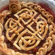 Celtic Knot Top Crust