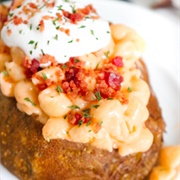 Mac and Cheese Baked Potato