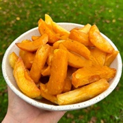 Chips and Curry Sauce