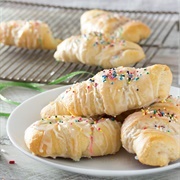 Cheesecake Stuffed Crescent Rolls