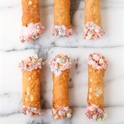 XO Sprinkle Cannoli