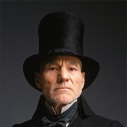 Ebenezer Scrooge (Patrick Stewart)