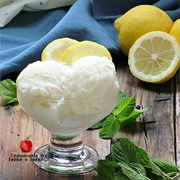 Gelato Al Limone - Italy