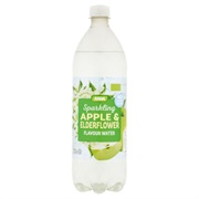 Sparkling Apple &amp; Elderflower Water