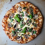 Olive, Mushroom, and Spinach Pizza With Garlic Sauce (Olive Bellissimo)