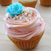 Konpeito Cupcake