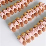 Pink-And-White-Shell Cannoli (Cupid-Shell Cannoli)