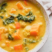 Slow-Cooked Golden Chickpea Soup