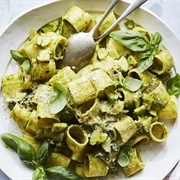 Garlic Basil Macaroni With Clams