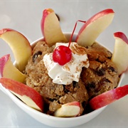 Oatmeal Raisin Crunch Sundae