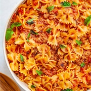 Farfalle Marinara With Crushed Pepper and Onions (Shady Depepper)