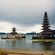 Lake Bretan, Bali