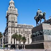 Palacio Salvo, Uruguay