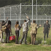 The Walking Dead: &quot;When the Dead Come Knocking&quot; (S3,E7)