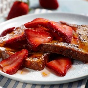 French Toast With Strawberries