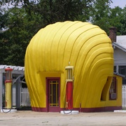 Shell Service Station, Winston-Salem, North Carolina, USA