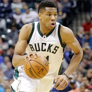 2017 Giannis Antetokounmpo (5.4/1.6/1.9)