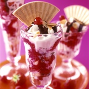 Strawberry Wafer Sundae