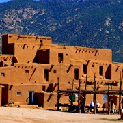 Taos Pueblo, USA