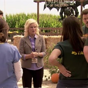 Parks and Recreation: &quot;Harvest Festival&quot; (S3,E7)