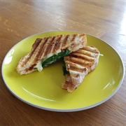 Brie, Spinach &amp; Chutney Toastie