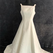 Apron Neckline Wedding Dress