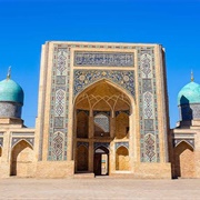 Hazrati Imam Complex