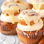 Cinnamon Roll Cupcake