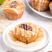 Maple Syrup Drizzle Cupcake