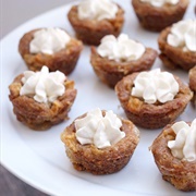 Stuffed Cinnamon Apple Cookie Cups