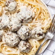 Spaghetti Alfredo With Sausages and Meatballs