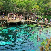 Cenote Azul, Mexico