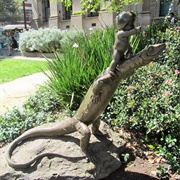 &#39;Mr. Lizard and Gumnut Baby&#39; Statue