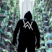 Sing Me to Sleep - Alan Walker Featuring Iselin Solheim