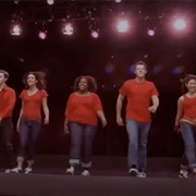 Glee: &quot;2009&quot; (S6,E12)