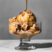 Pumpkin Pie Ice Cream Sundae