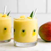 Mango, Pineapple, Lime and Banana Smoothie