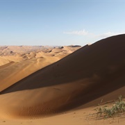 Badain Jaran Desert – Towers of Sand and Lakes