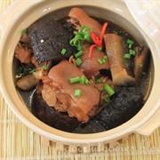 Braised Pork Leg With Mushroom and Sea Cucumber