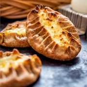 Karjalanpiirakka (Karelian Pasty)