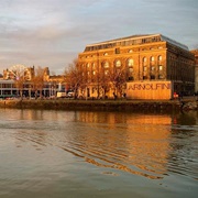 Arnolfini Gallery, Bristol