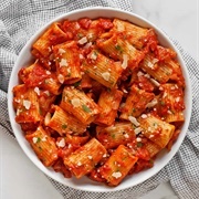 Rigatoni With Tomato Sauce