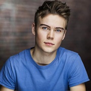 Gage Munroe (Marshall&#39;s English Voice Actor in PAW Patrol)