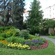 Vojan Gardens