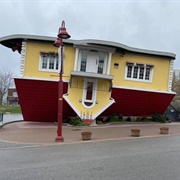 Upside Down House, Niagara Falls, Ontario, Canada