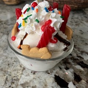 Animal Cracker Sundae